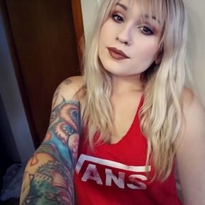 Meet your Posher, Elly